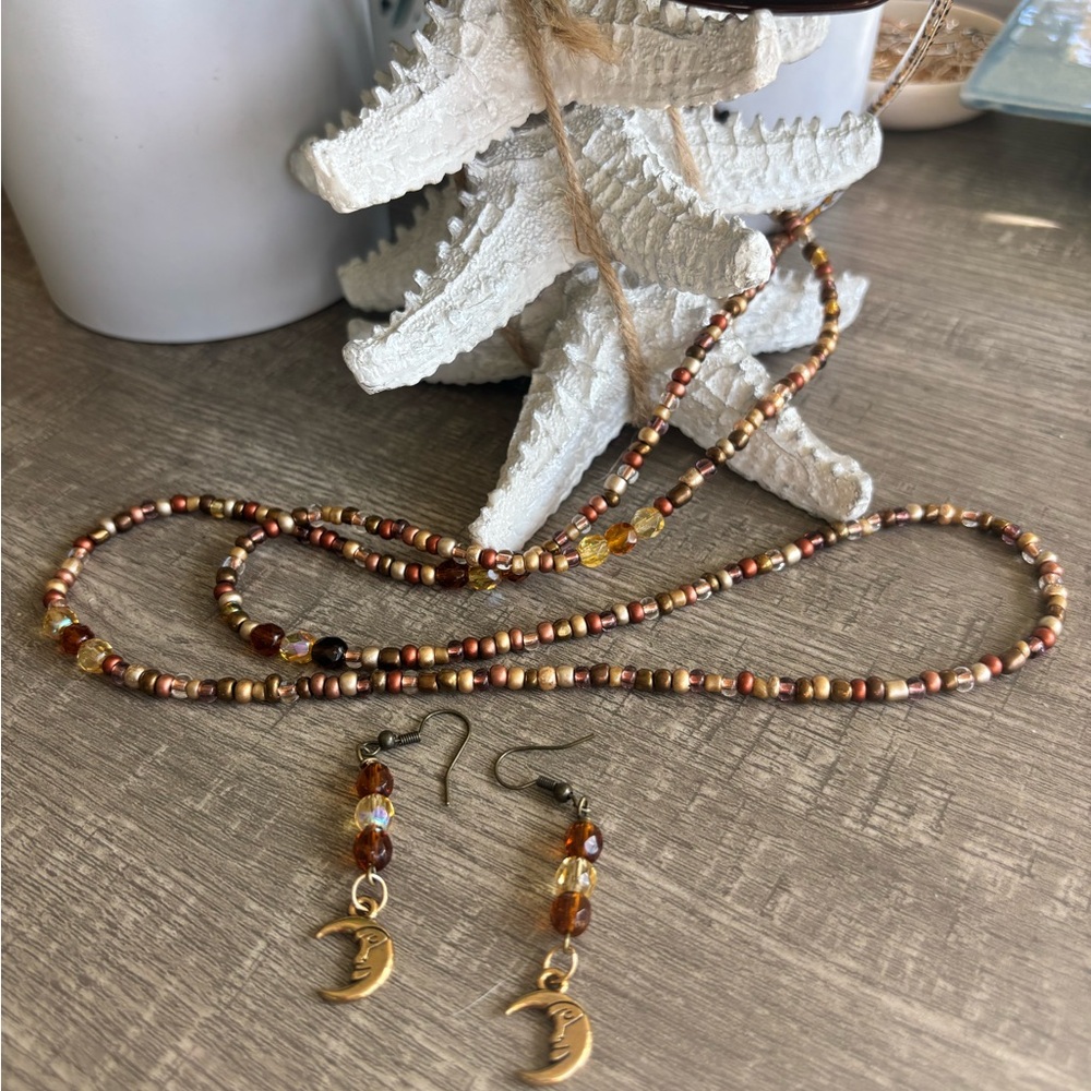 Elegant Beaded eyeglass Necklace and Earring Set with Gold Moon Charms